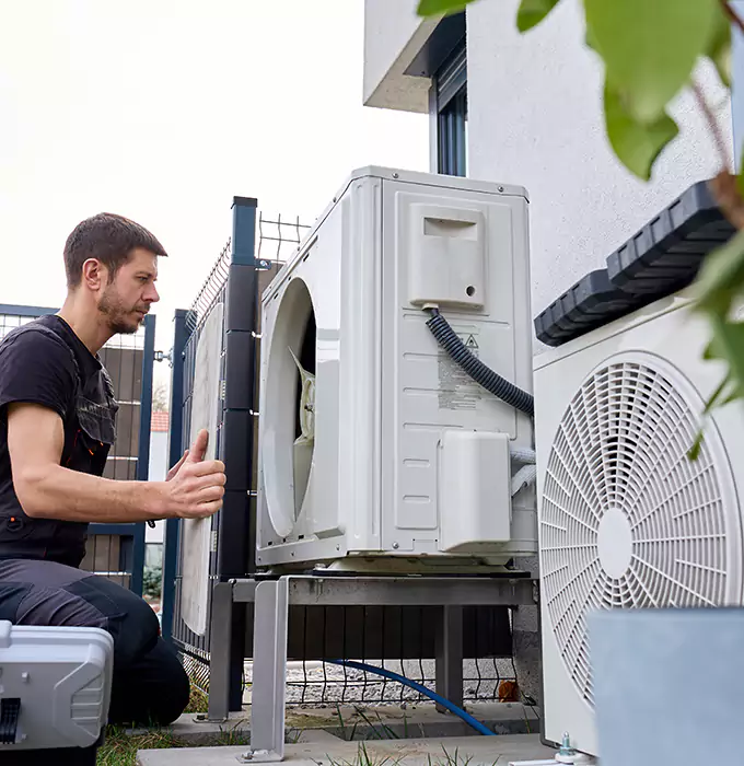 Why Collierville, TN Homeowners Choose Collierville HVAC Pros for AC Condenser Repair?